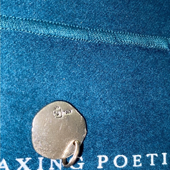 Waxing Poetic 925 silver V initial charm - Picture 4 of 4